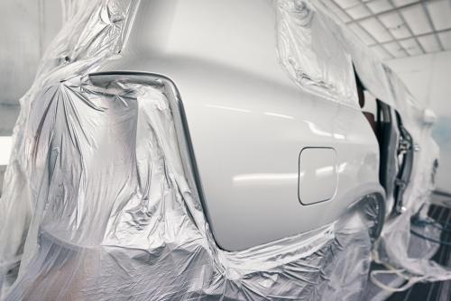 Automobile,In,Paint-spraying,Booth,Of,Repair,Workshop